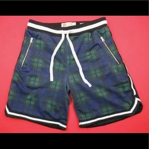 Bascom Projects 93 shorts, men’s size L.